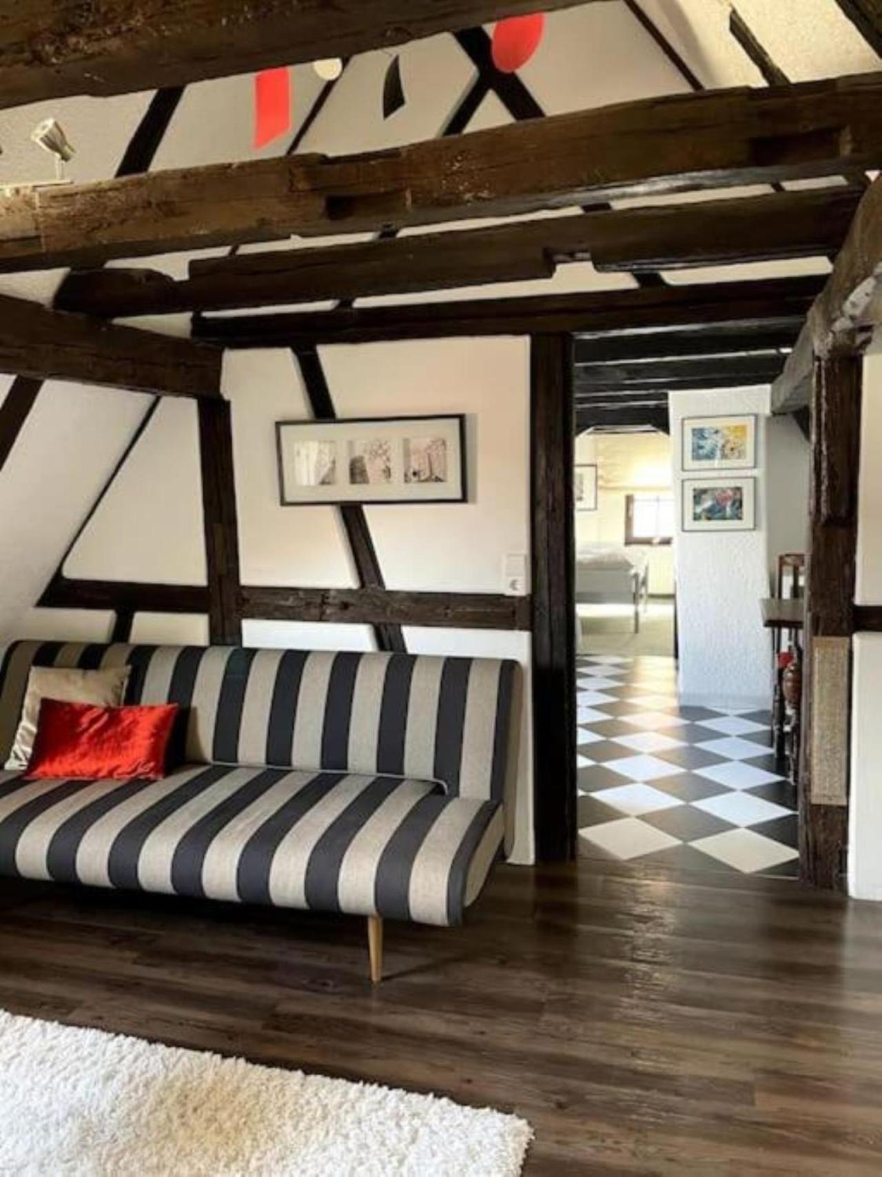 Ferienwohnung Im 'Schmoller - Hof' Neustadt an der Weinstraße Eksteriør billede